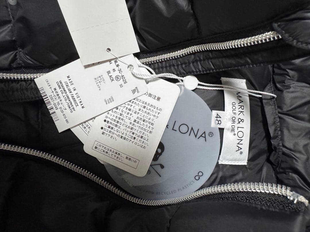 【新品】MARK & LONA ダウンベスト 　スカル ワッペン 黒 ゴルフ