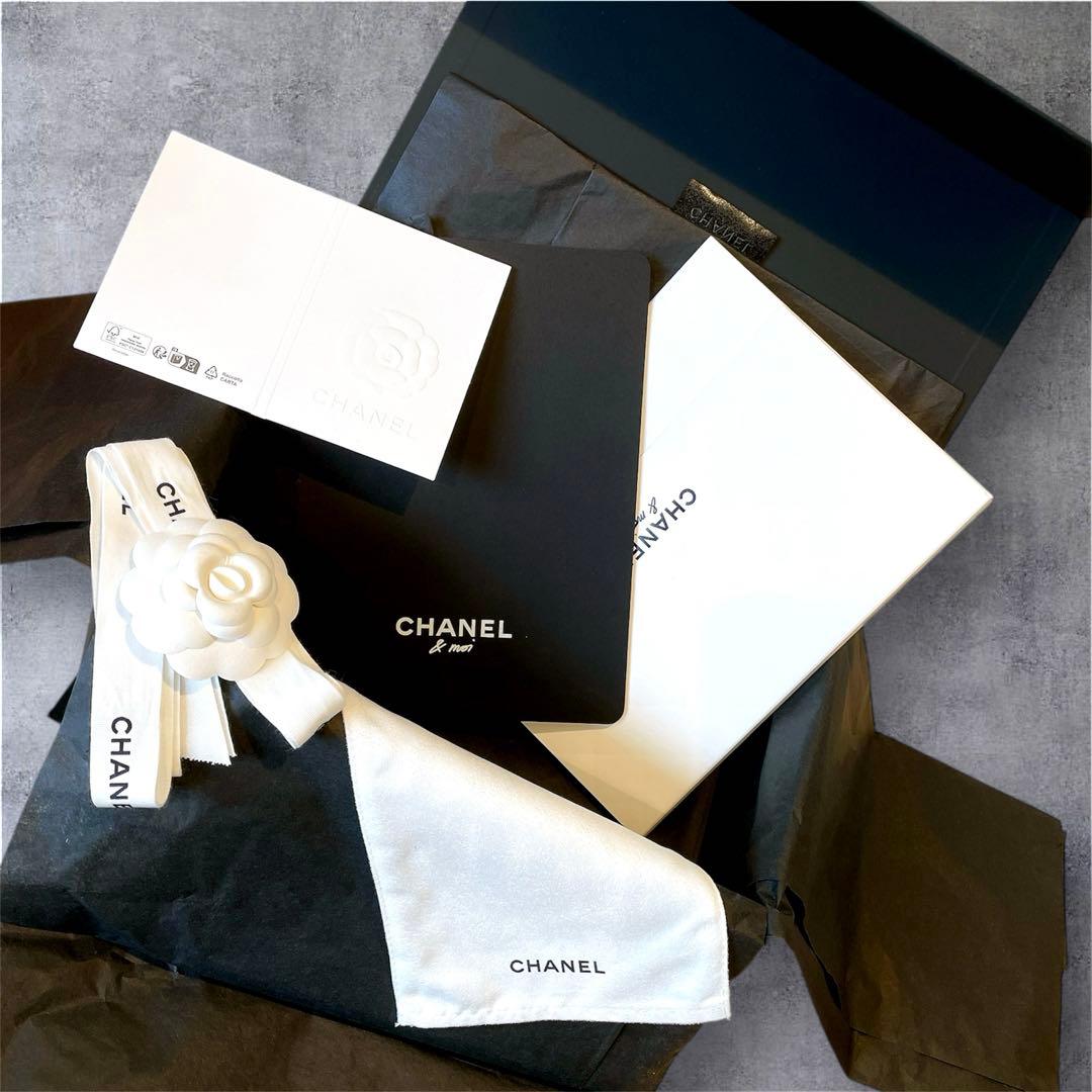 ☆極美品☆ CHANEL シャネル　マットブラック　空箱　マグネット　付属品付