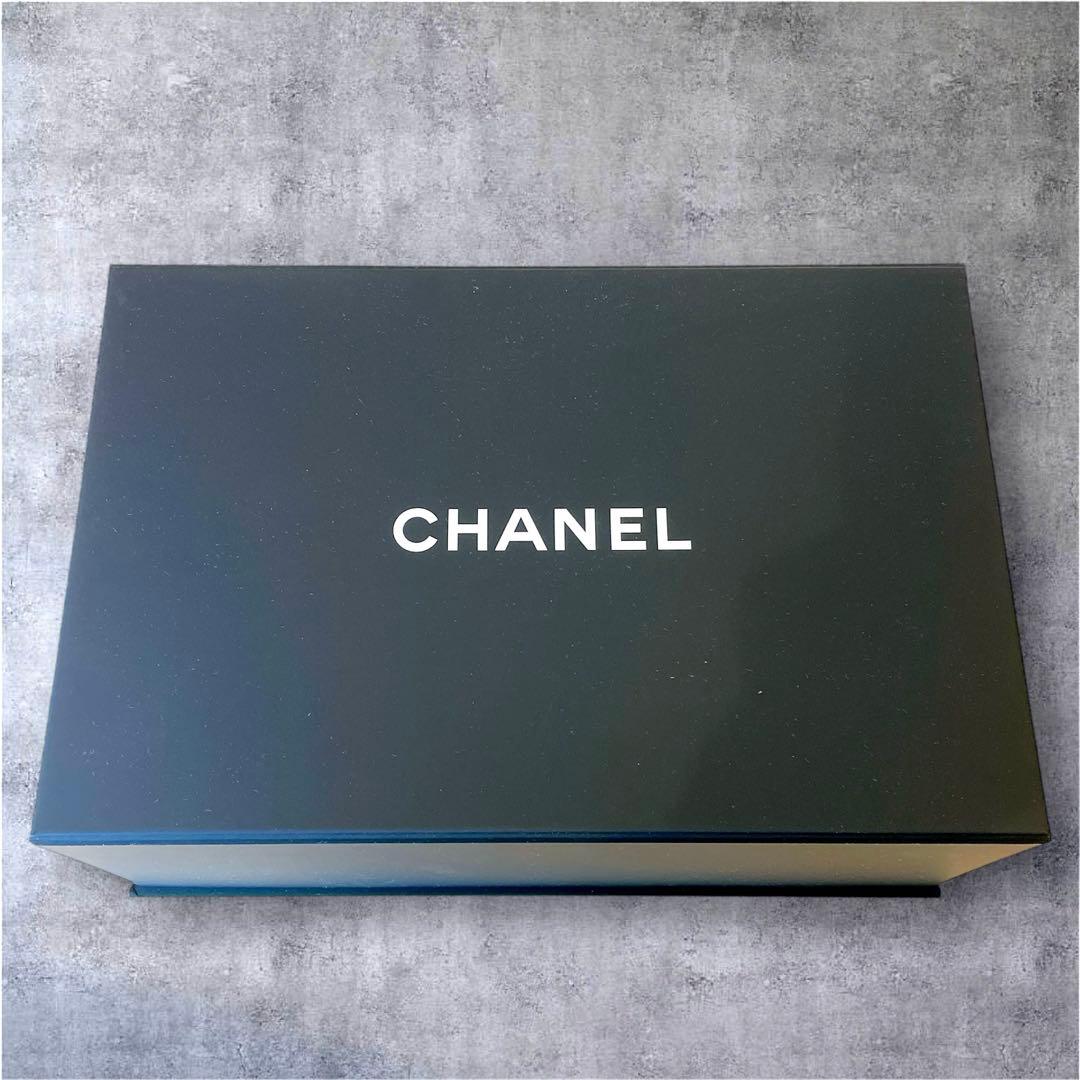 ☆極美品☆ CHANEL シャネル　マットブラック　空箱　マグネット　付属品付