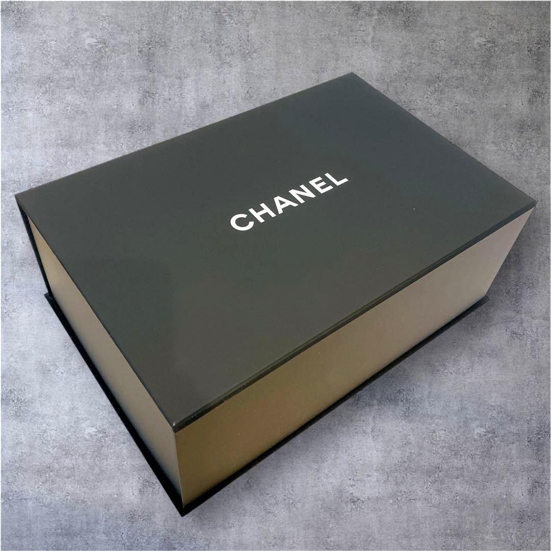 ☆極美品☆ CHANEL シャネル　マットブラック　空箱　マグネット　付属品付