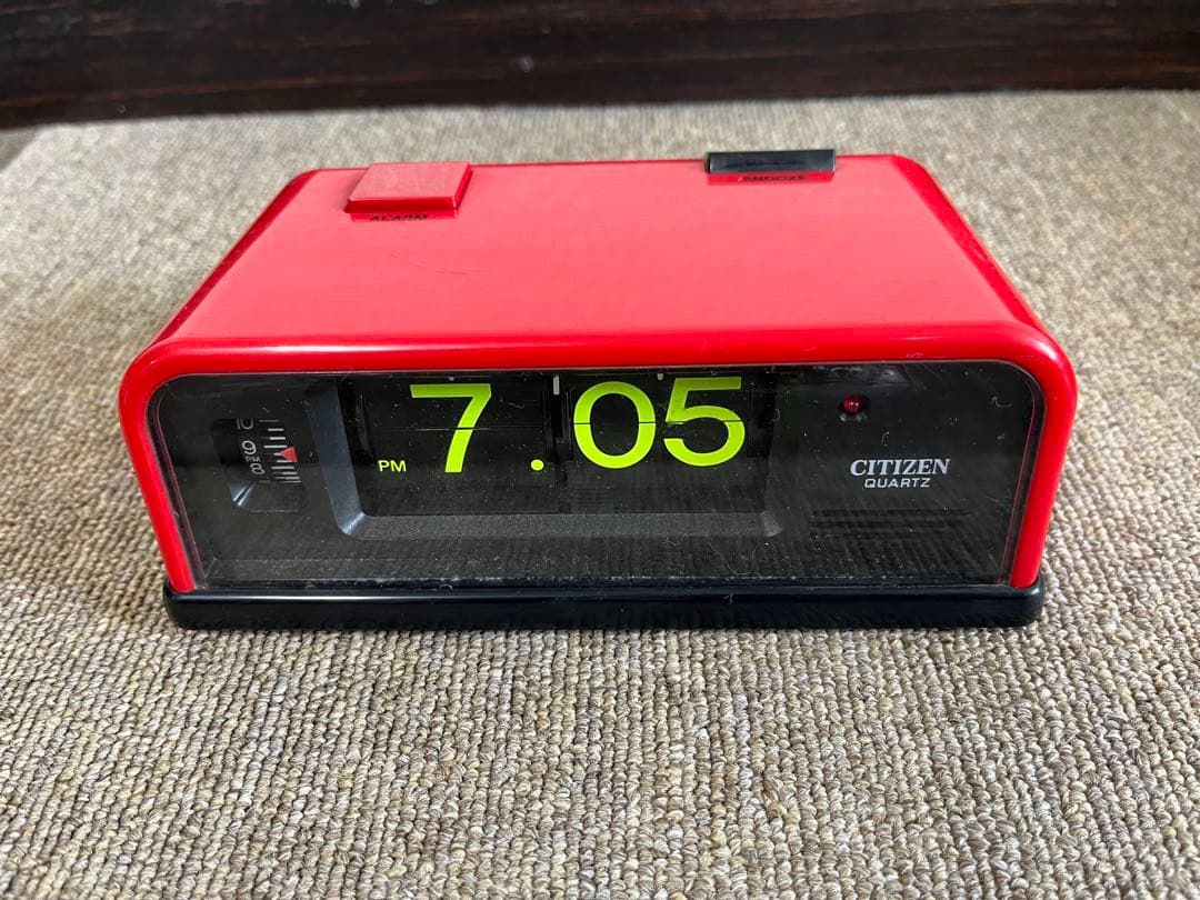 CITIZEN シチズン　パタパタ時計　4RD601　赤　昭和レトロ　レトロ時計