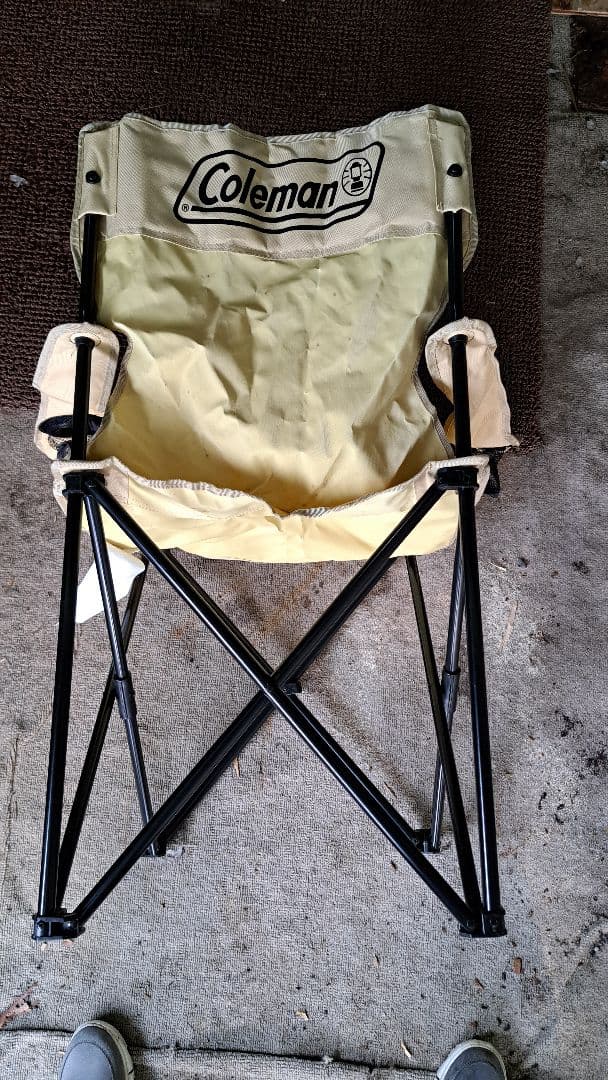 Coleman 折りたたみチェア ベージュ 収納袋付き