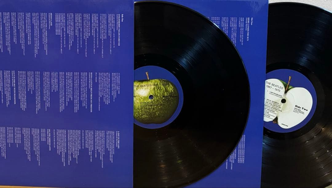 デアゴスティーニBeatlesビートルズレコード2点赤盤青盤DeAGOSTINI