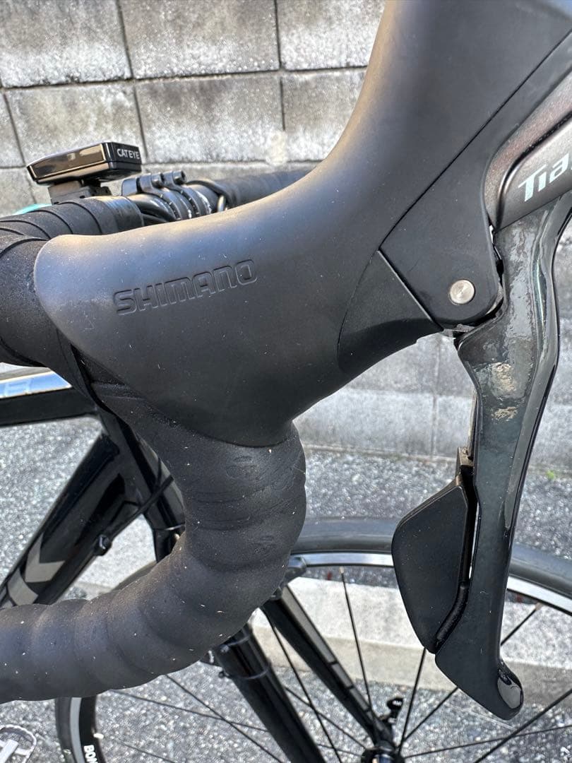 Trek ロードバイク ブラック 700C エモンダALR4