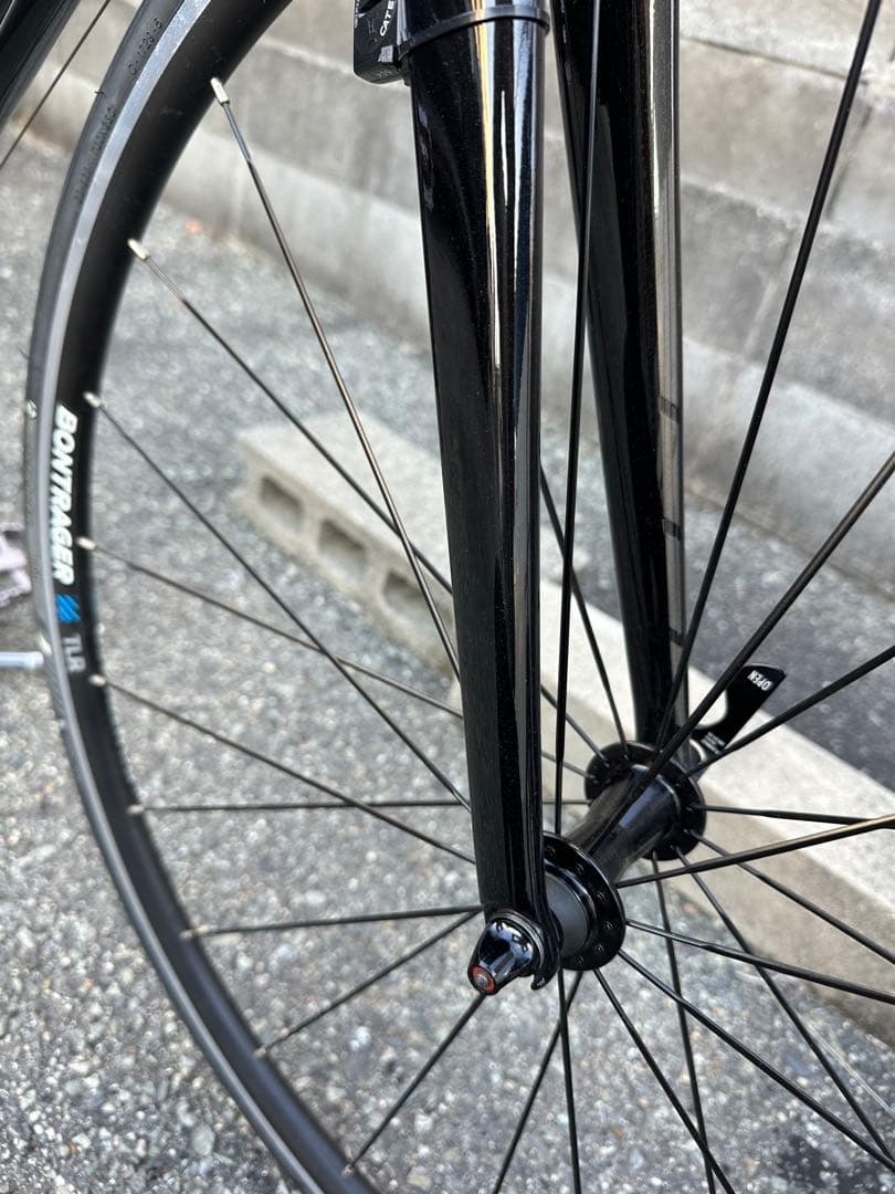 Trek ロードバイク ブラック 700C エモンダALR4