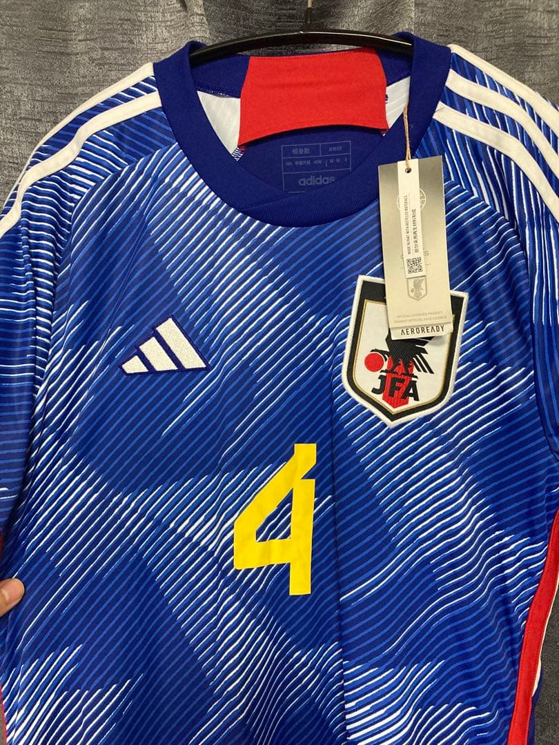 板倉滉直筆サイン入りユニフォーム　サッカー日本代表　三笘久保建英ロナウドメッシ