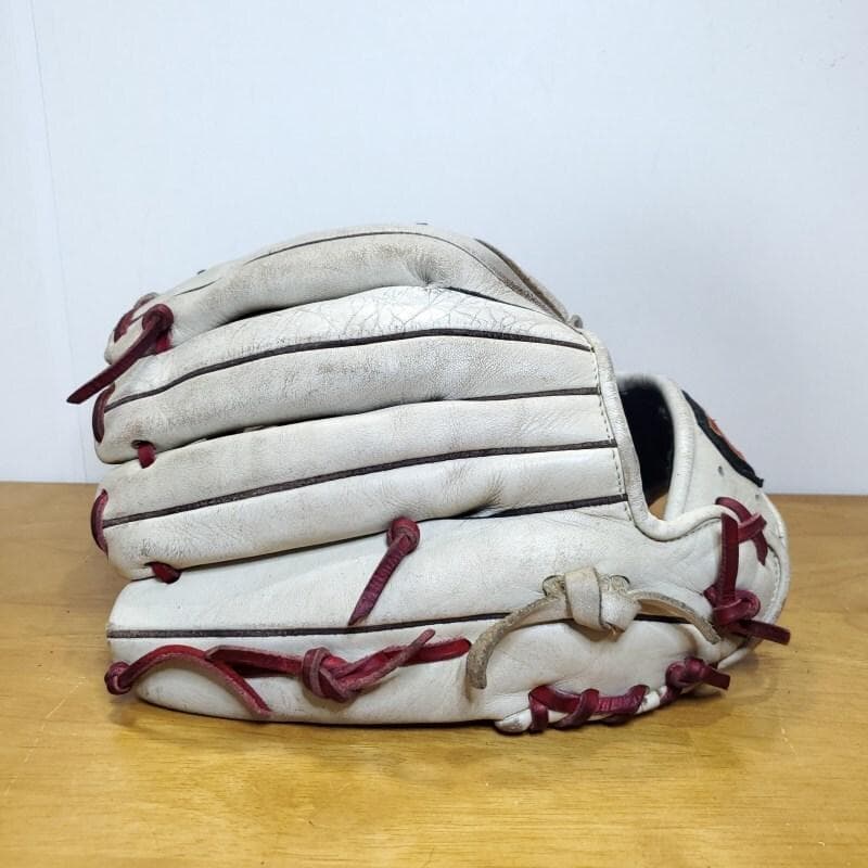 ウイルソン Wilson プロスタッフ 限定カラー 内野用 軟式グローブ