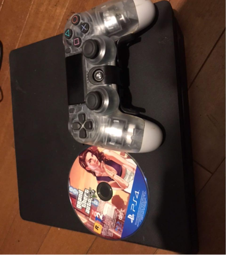 ps4本体と各ケーブルコード＋グラセフ5