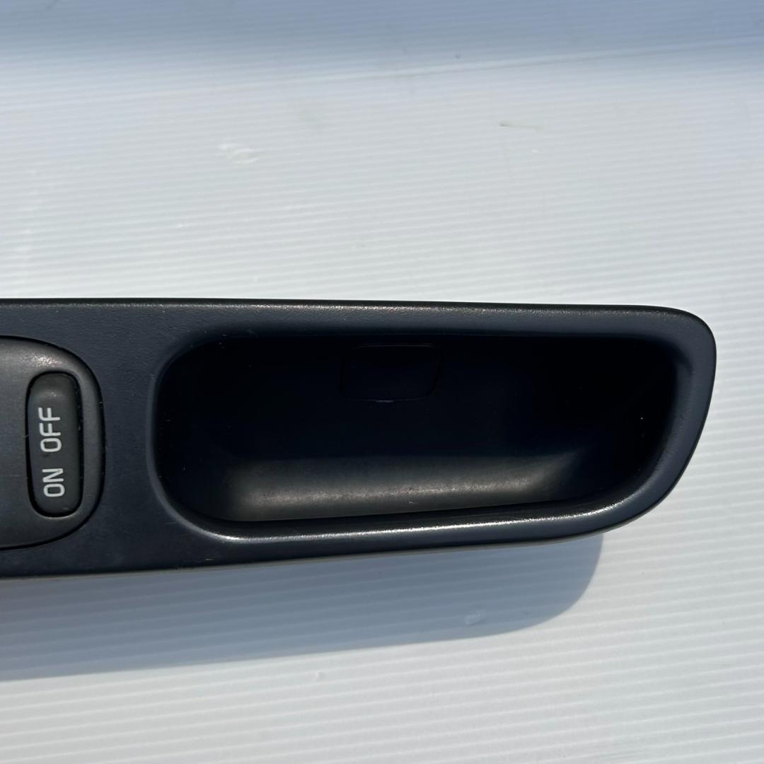美品　VOLVO ボルボ V70　純正 運転席用パワーウィンドウスイッチ