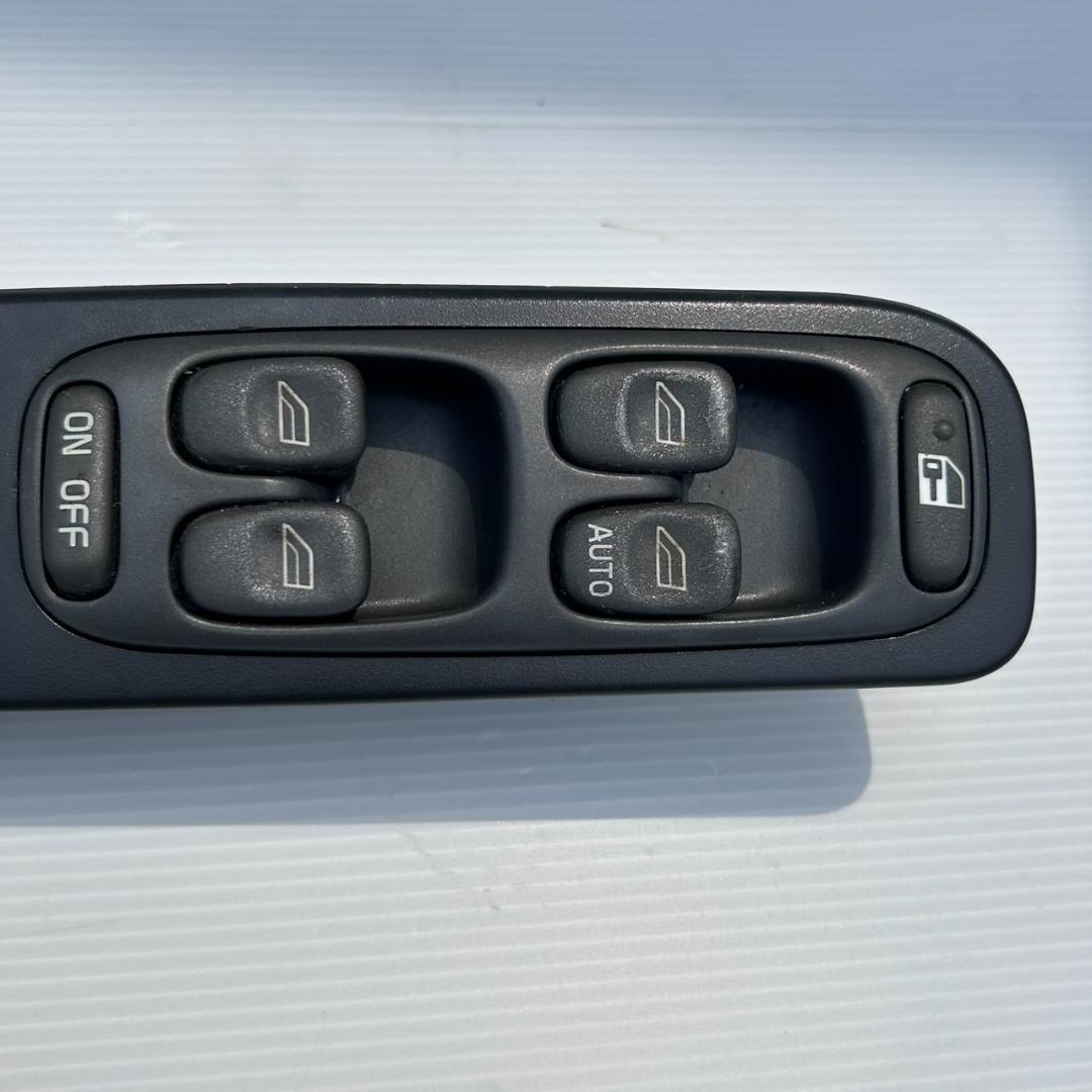 美品　VOLVO ボルボ V70　純正 運転席用パワーウィンドウスイッチ