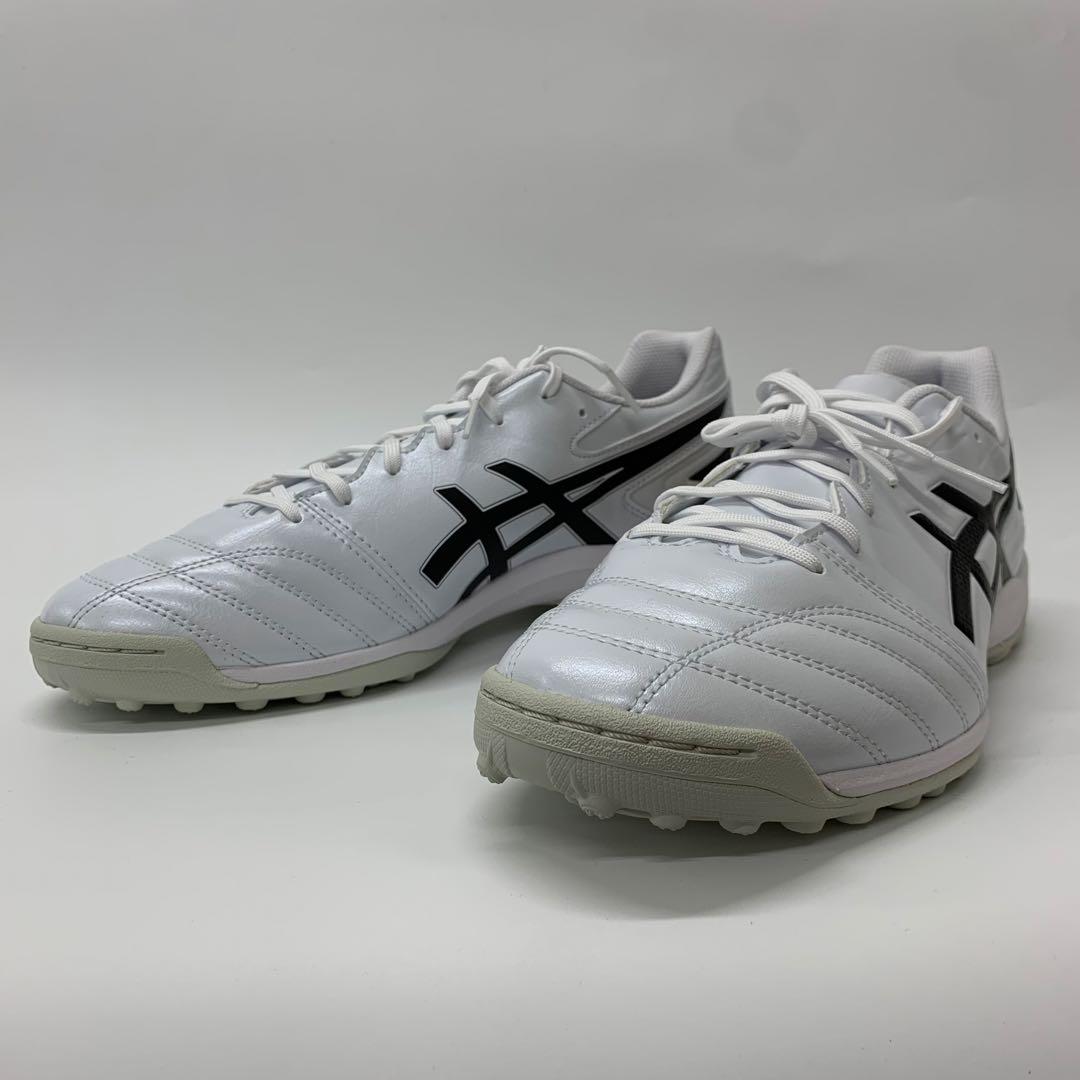 【新品未使用】 アシックス DS LightClub TFサッカー28.5cm