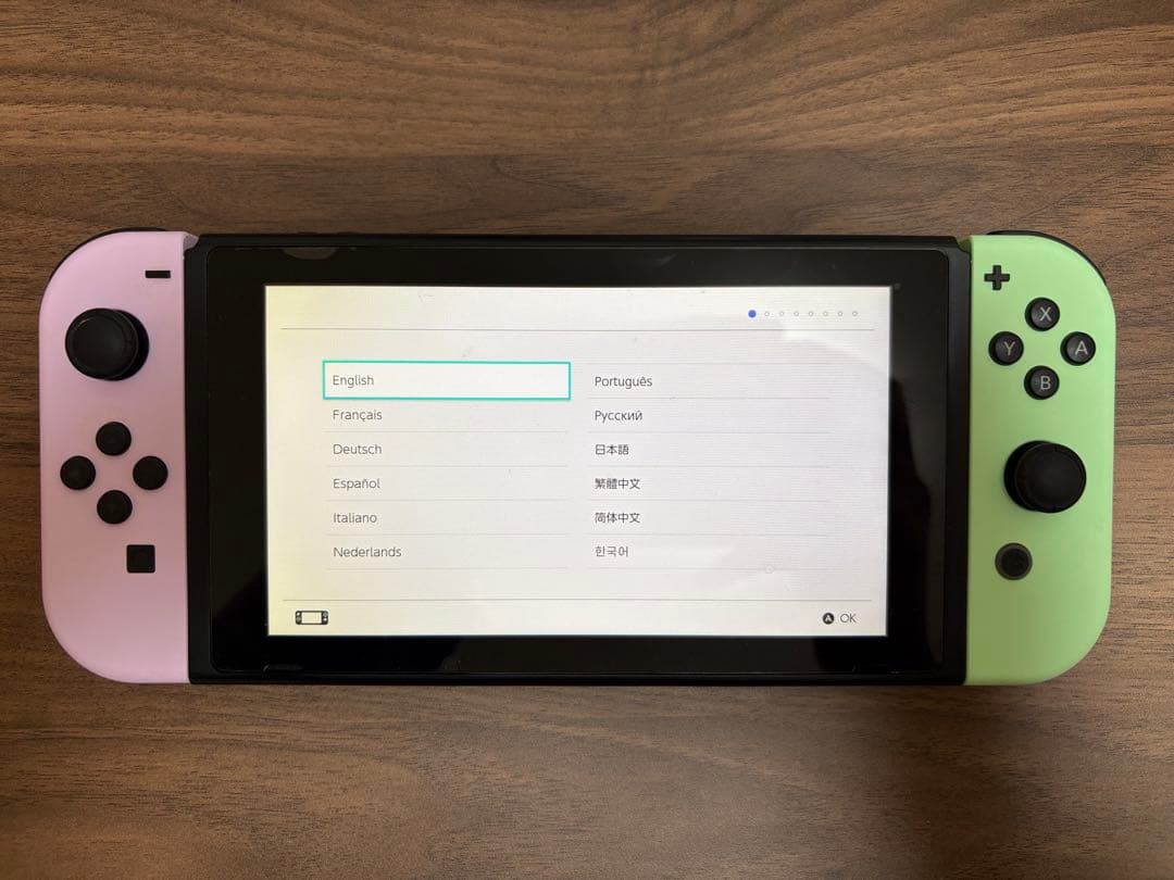 【豪華セット】Nintendo Switch 本体＋ジョイコン2台＋収納バッグ