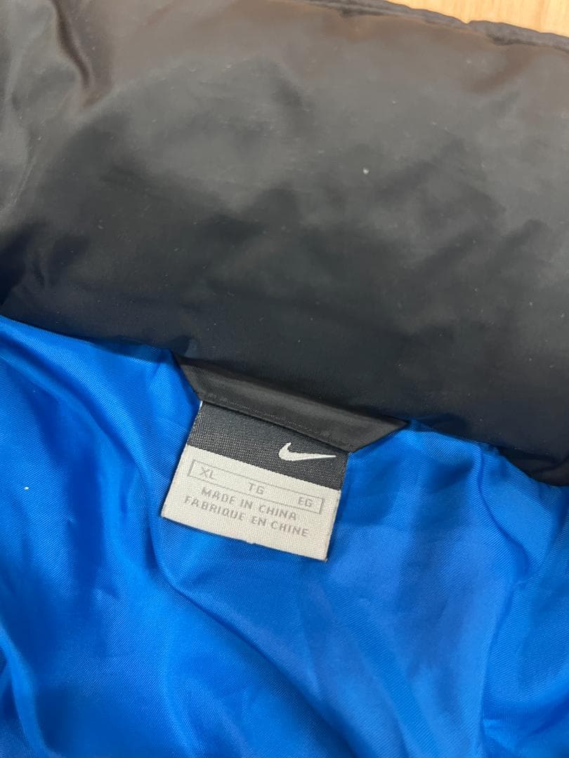 Nike ダウンベンチコート ブラック/ブルー