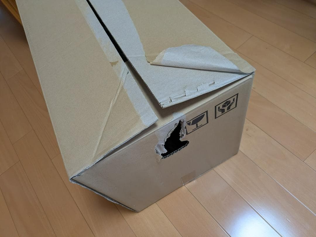 トヨタ　ヴォクシー　ヘッドランプASSY RH　81110-28G01
