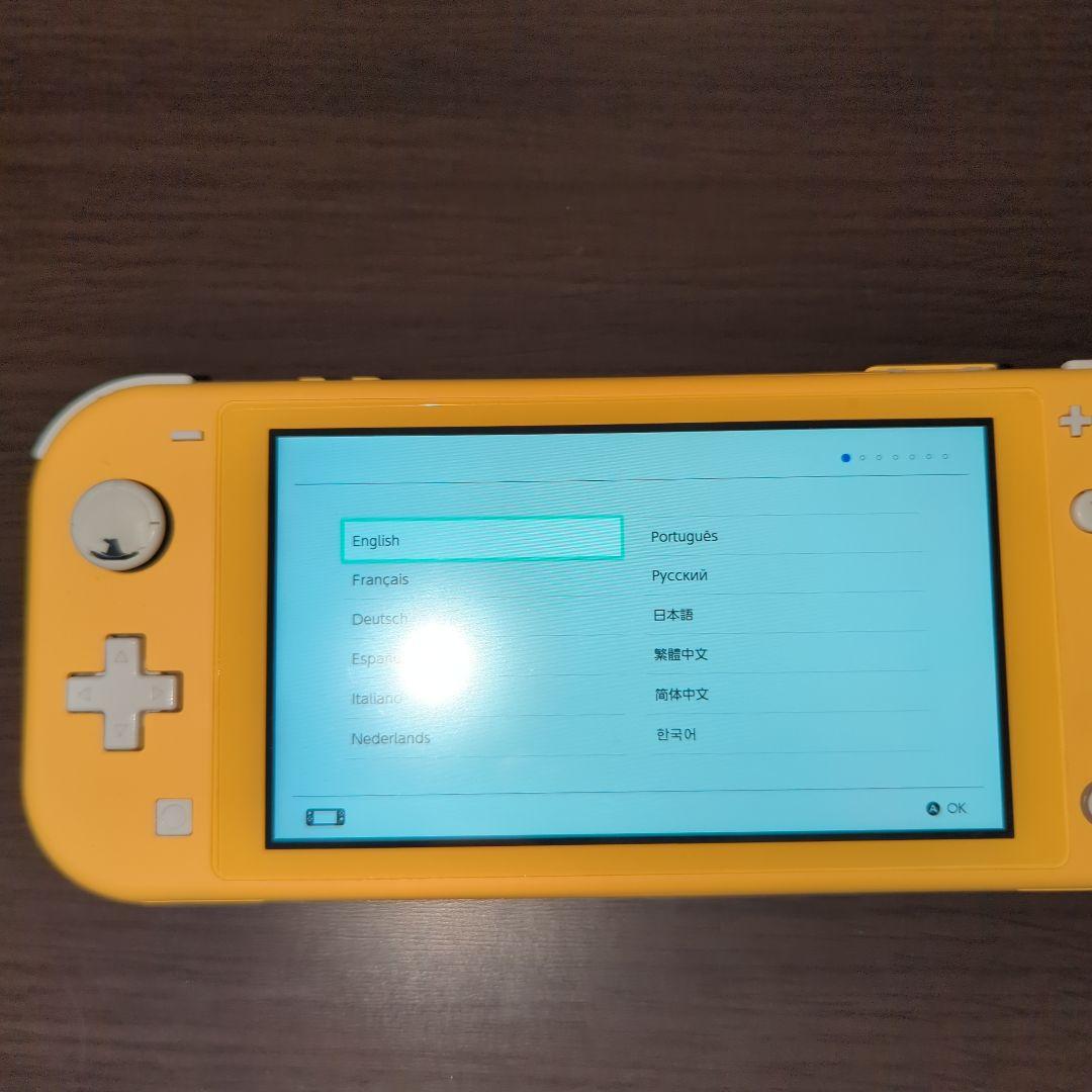 1*6様 ニンテンドースイッチライト　イエロー