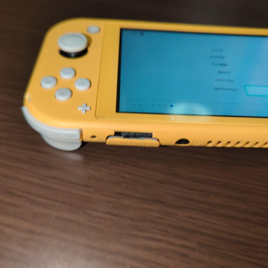 1*6様 ニンテンドースイッチライト　イエロー