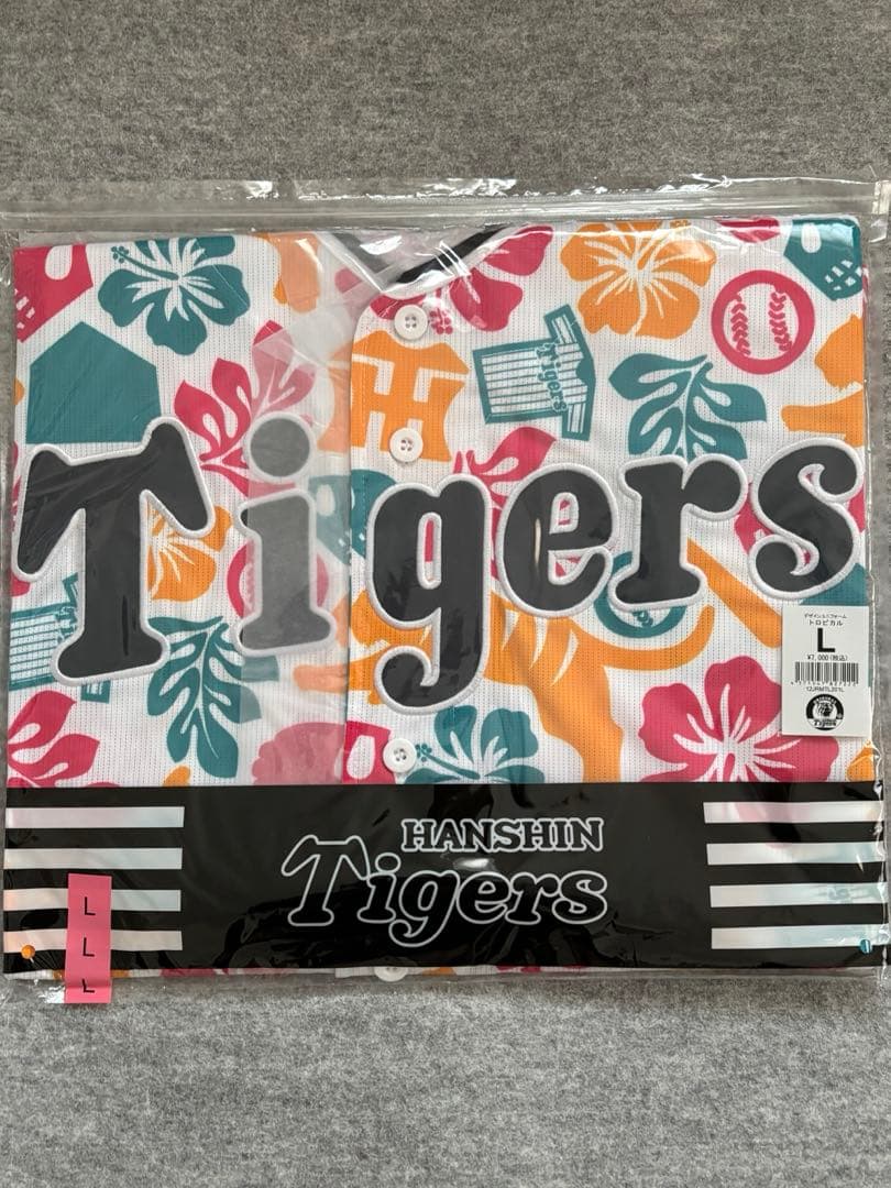 未使用 阪神タイガース デザイン ユニフォーム