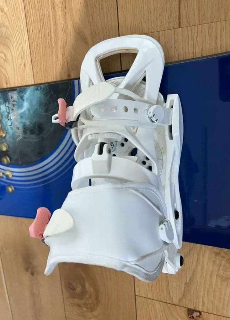 BURTON 子ども用スノーボード ビンディング付 ダリング加工済 オフトレ用
