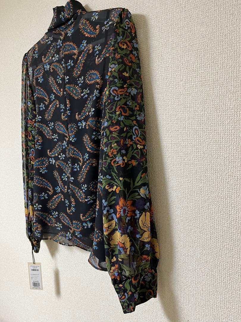 【新品】グレースコンチネンタル　ブラウス　ペイズリーコンビタイ