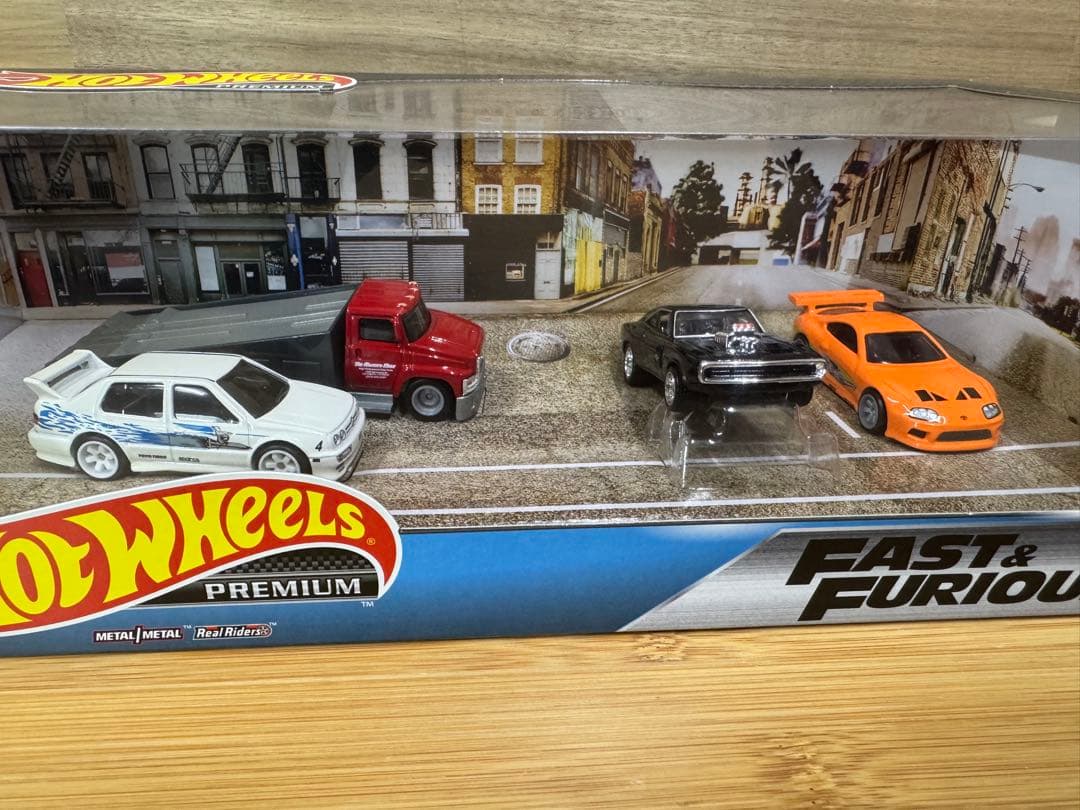 HotWheels　PREMIUM　ワイルド・スピード　ミニカー4台セット