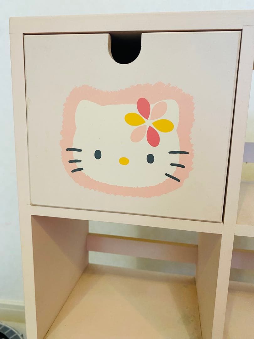 ゆうりんページ☆ ハローキティ サンリオ　木製　ラック 棚❣️