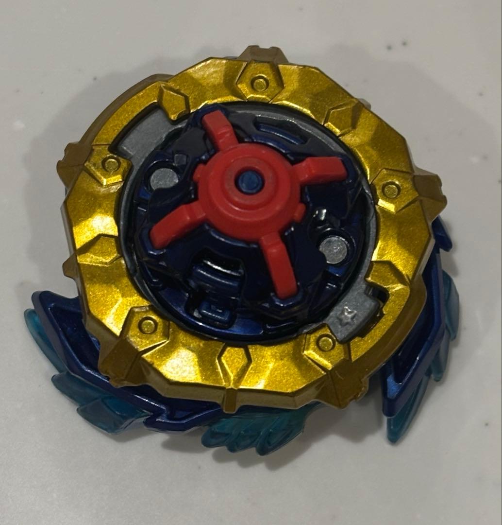 ベイブレードバースト　ゴッドヴァルキリー　完全体