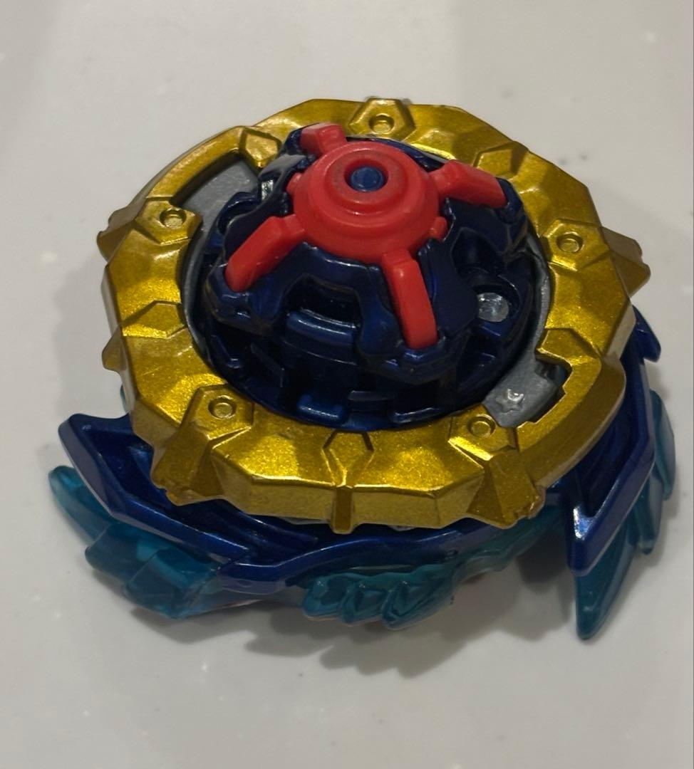 ベイブレードバースト　ゴッドヴァルキリー　完全体