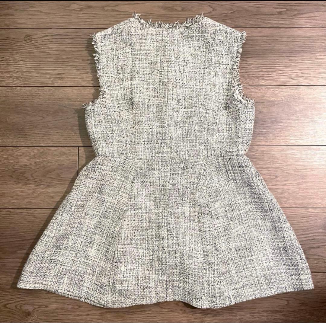 NATURAL BEAUTY BASICツイードノースリーブベスト　グレー系