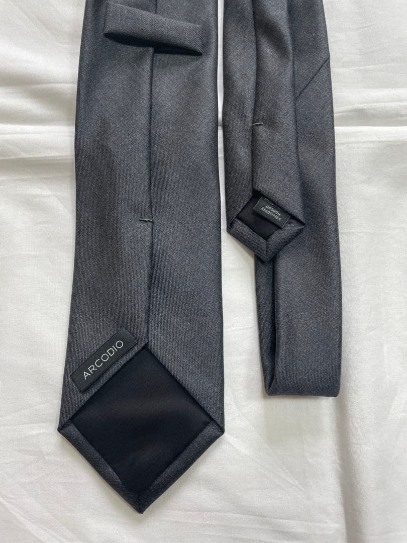 ARCODIO Loro Piana ネクタイ グレー