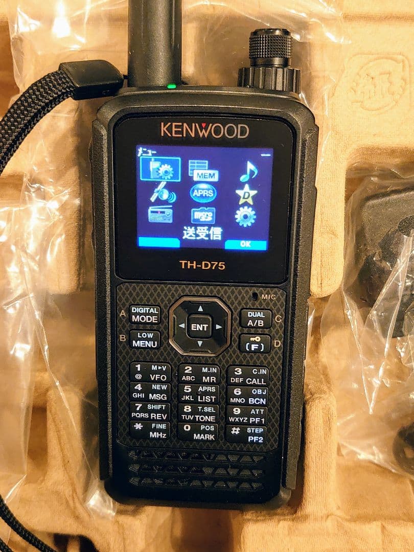 KENWOOD ケンウッド　TH-D75　DSTAR APRS デュアルバンド