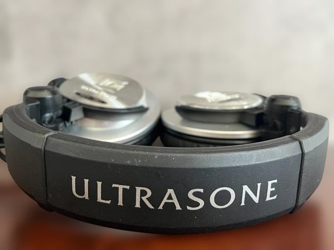 ◆ULTRASONE HFI-780 密閉ダイナミック型ヘッドホン