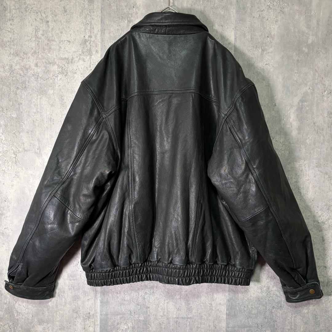 極上 レザー ジャケット ロゴエンボス 黒 本革 肩パッドなし
