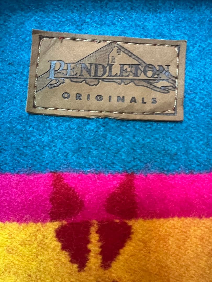 【PENDLETON】希少 ネイティブ柄 リバーシブル ベスト 赤 ターコイズ