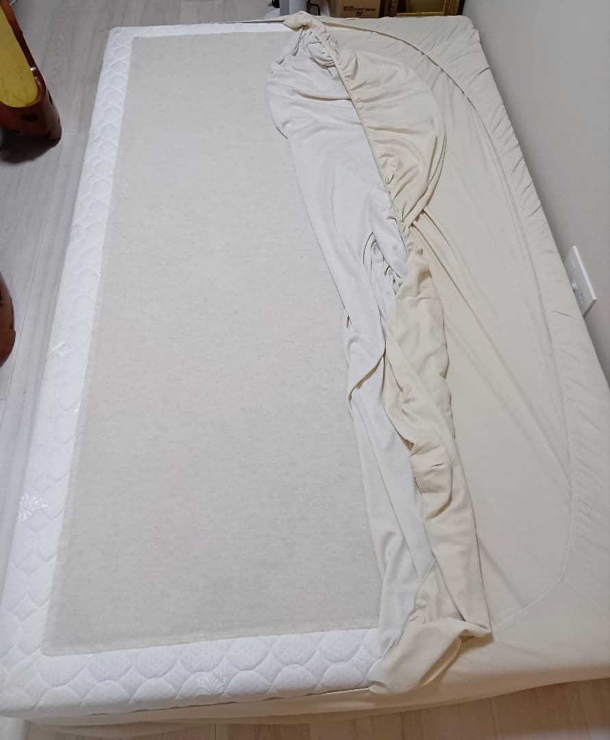 大塚家具 セミダブル ベッド 土台〈木枠ベッドボードが無いホテル仕様〉高級高額品