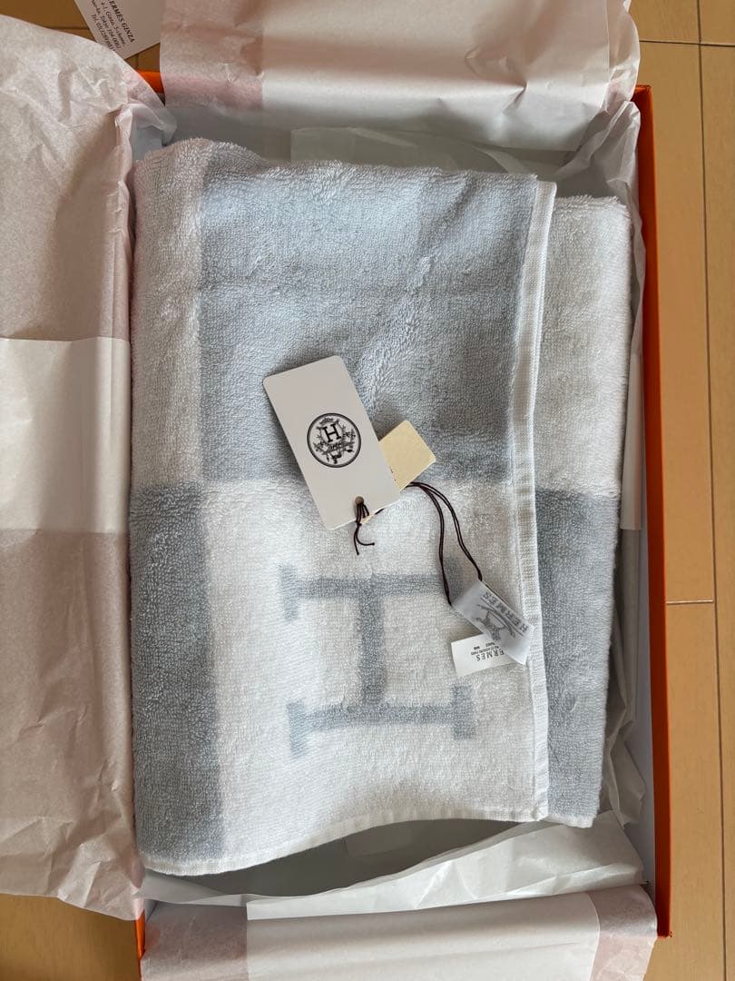 新品・箱付き⭐︎HERMES バスタオル（アヴァロン） 新品・未使用・タグ付き