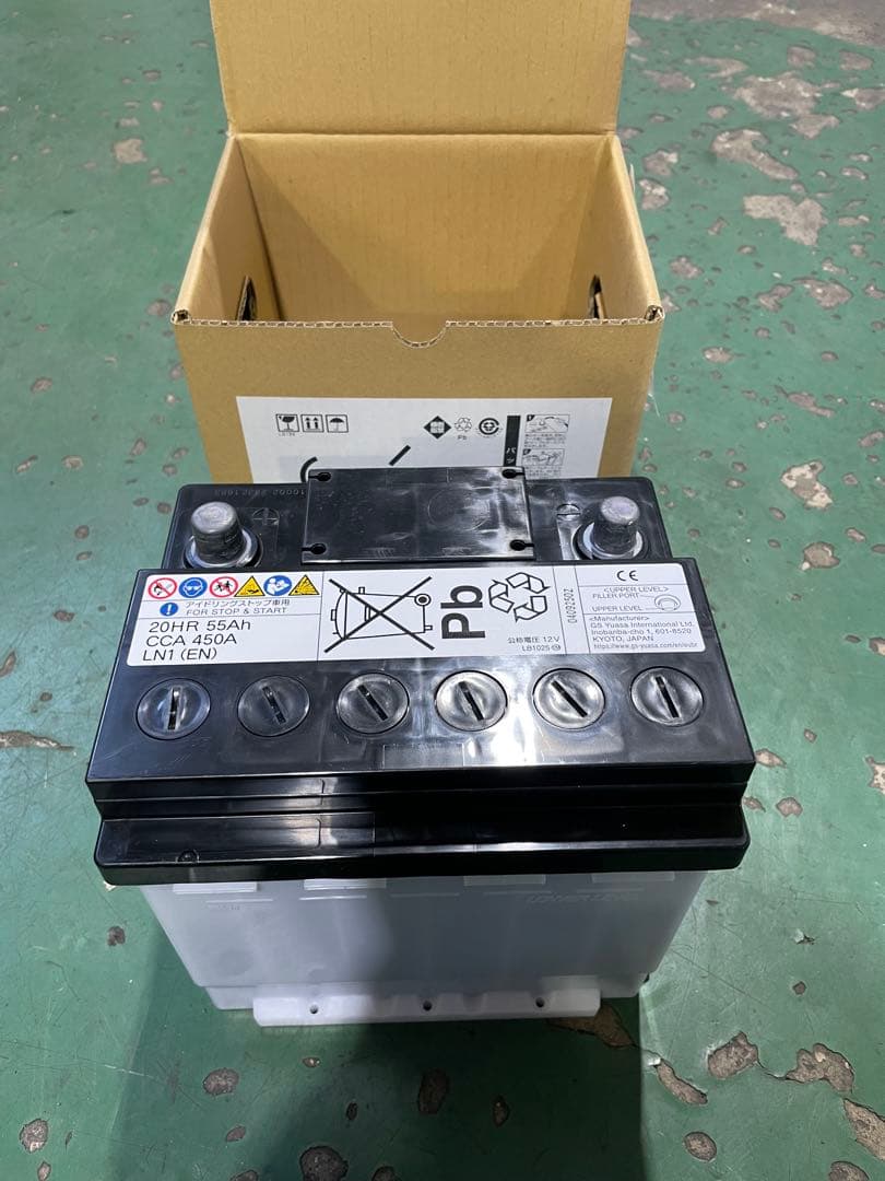 GS YUASA 車　バッテリー　360LN1L