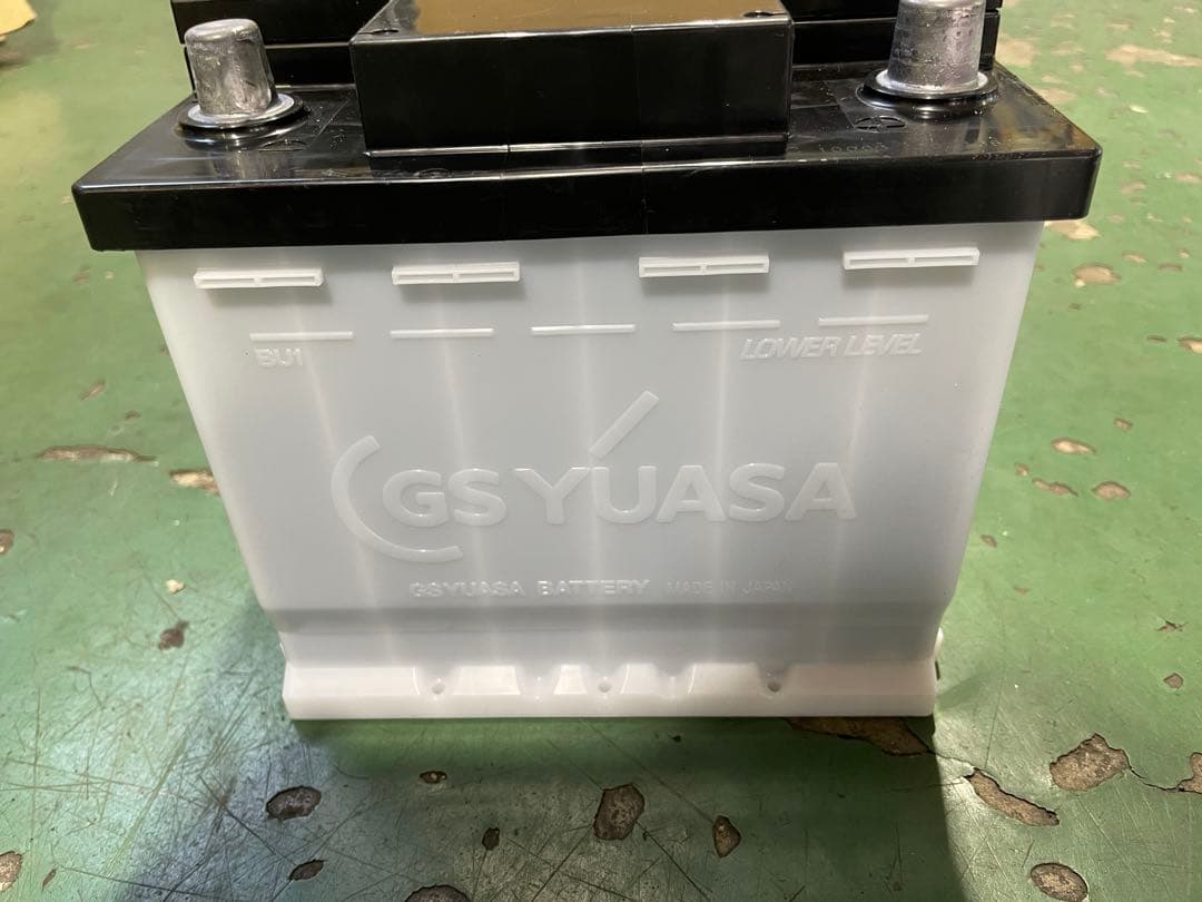 GS YUASA 車　バッテリー　360LN1L