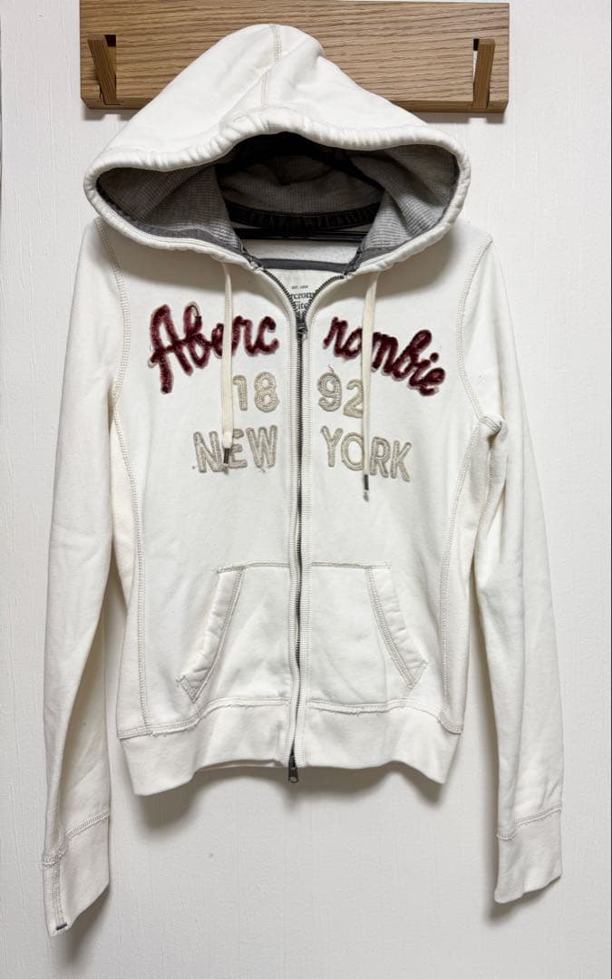 Abercrombie & Fitchパーカーセット