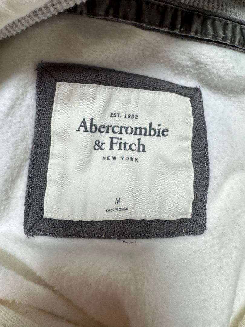 Abercrombie & Fitchパーカーセット