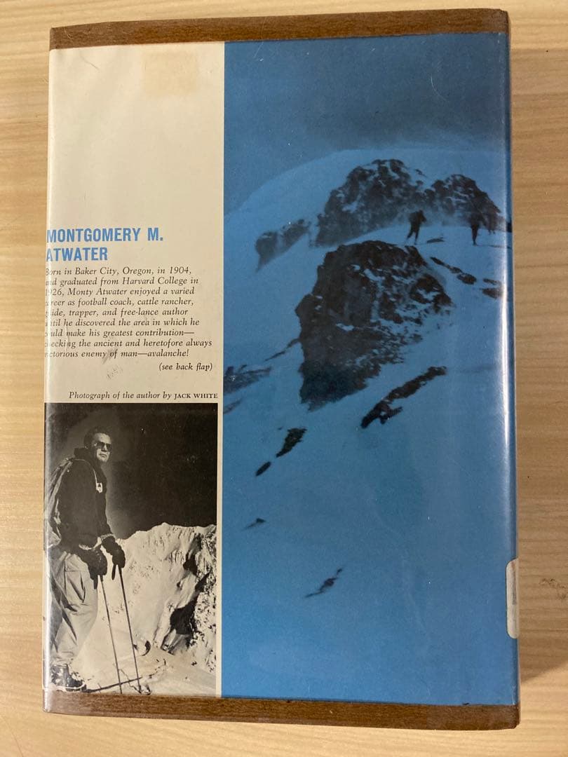 洋書 The avalanche hunters Atwater rare book