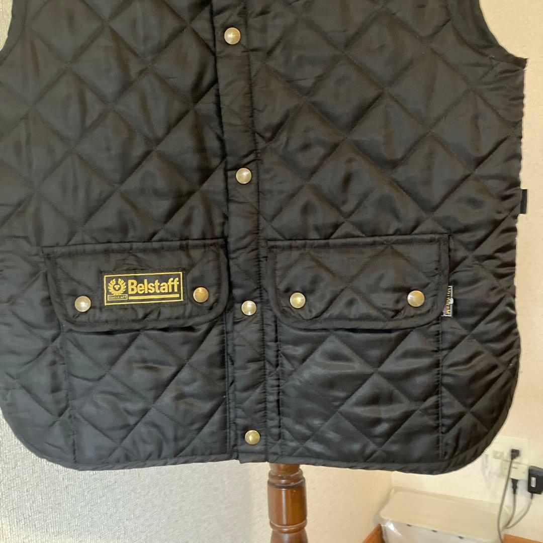 イギリス発　Belstaff ベルスタッフ　黒　キルティングベスト　ユニセックス