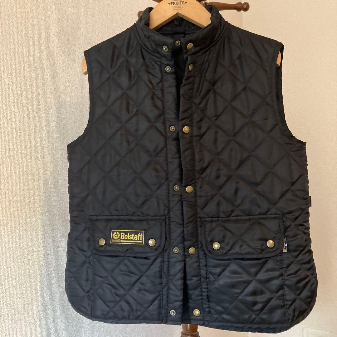 イギリス発　Belstaff ベルスタッフ　黒　キルティングベスト　ユニセックス