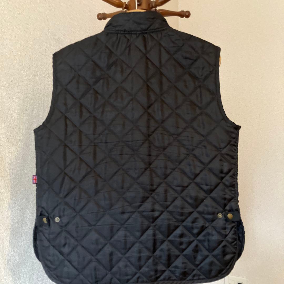 イギリス発　Belstaff ベルスタッフ　黒　キルティングベスト　ユニセックス