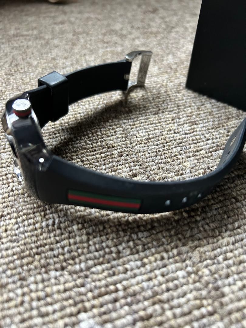 ※ティン※ GUCCI ラバーベルト腕時計　GUCCIカラー