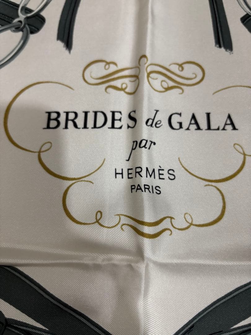 ぽ*ち様 HERMES スカーフ　90 未使用　美品