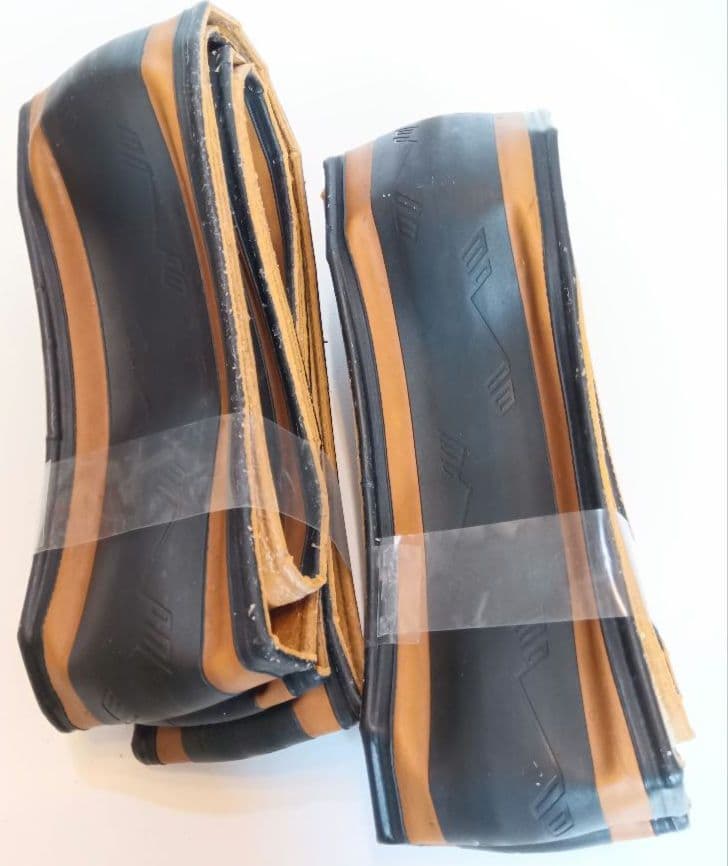 TUFO COMTURA PRIMA TR 700-32cロードタイヤ 2本組