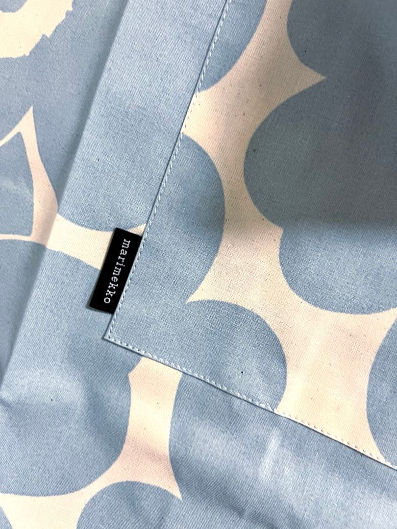 ☆新品未使用☆マリメッコ　marimekko エプロン　ウニッコ