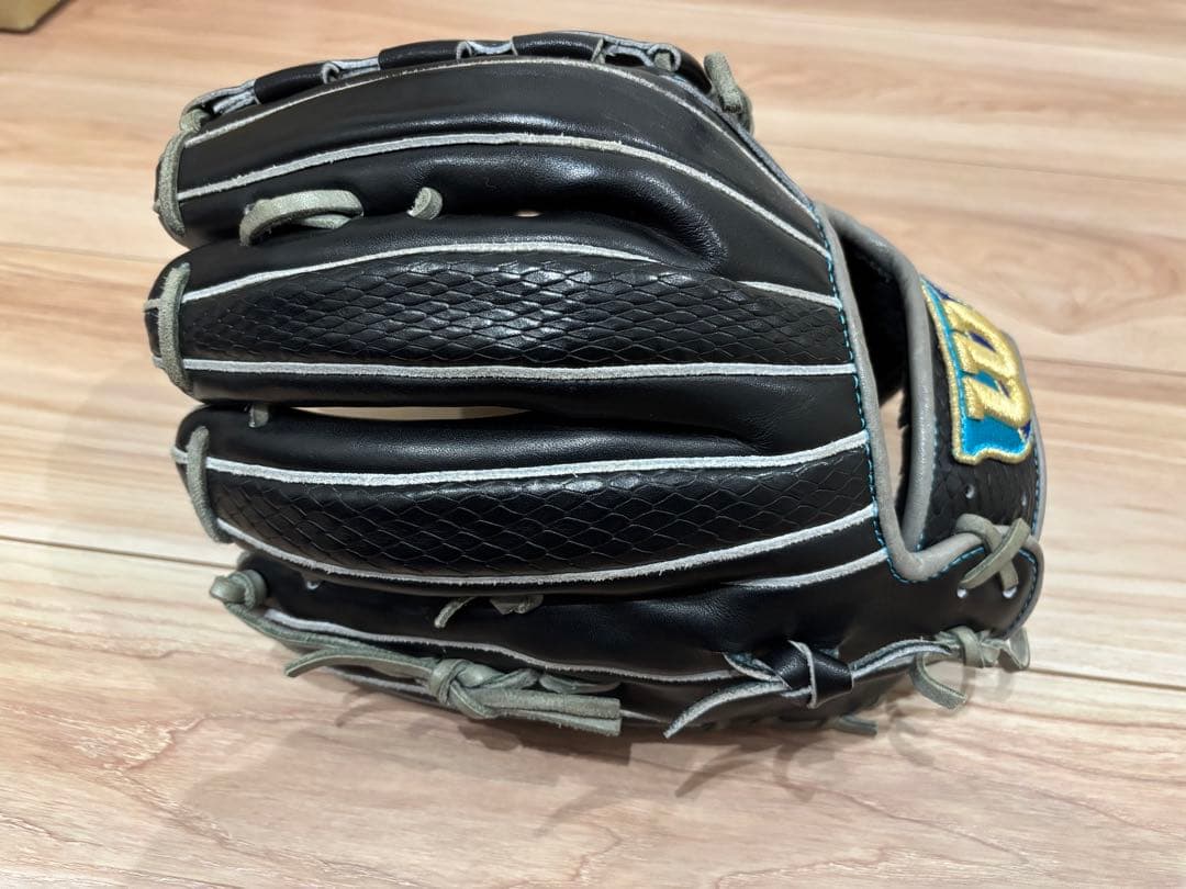 値下げWilson Staff 軟式グローブ 黒