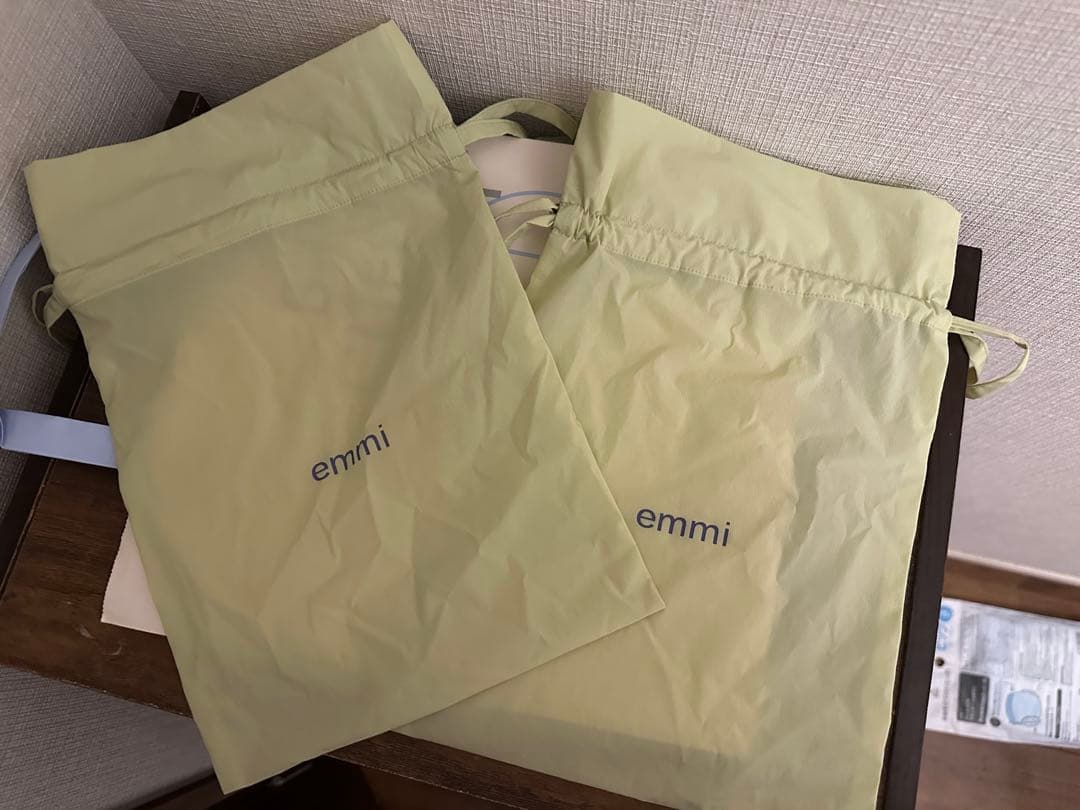 emmi atelier撥水ポンチョコート★パンツセットアップ　フード付き
