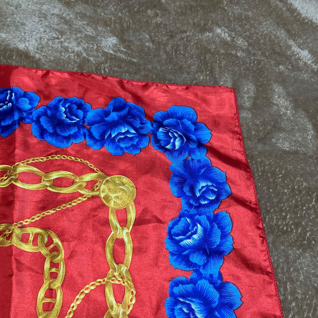 CHANEL シャネル スカーフ ゴールドチェーン 花 バラ ノベルティ 大判